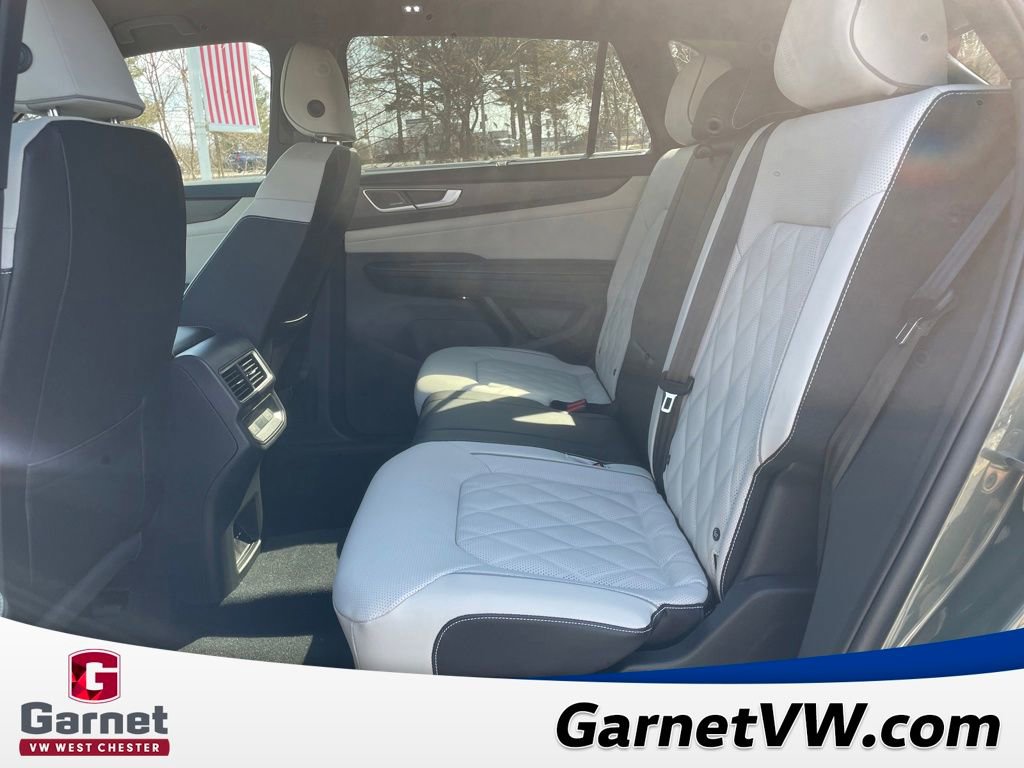 New 2026 Volkswagen Atlas Cross Sport SEL Premium R-Line image 28