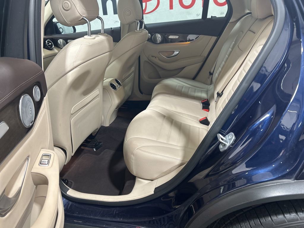 Used 2019 Mercedes-Benz GLC 43 AMG 4MATIC image 20