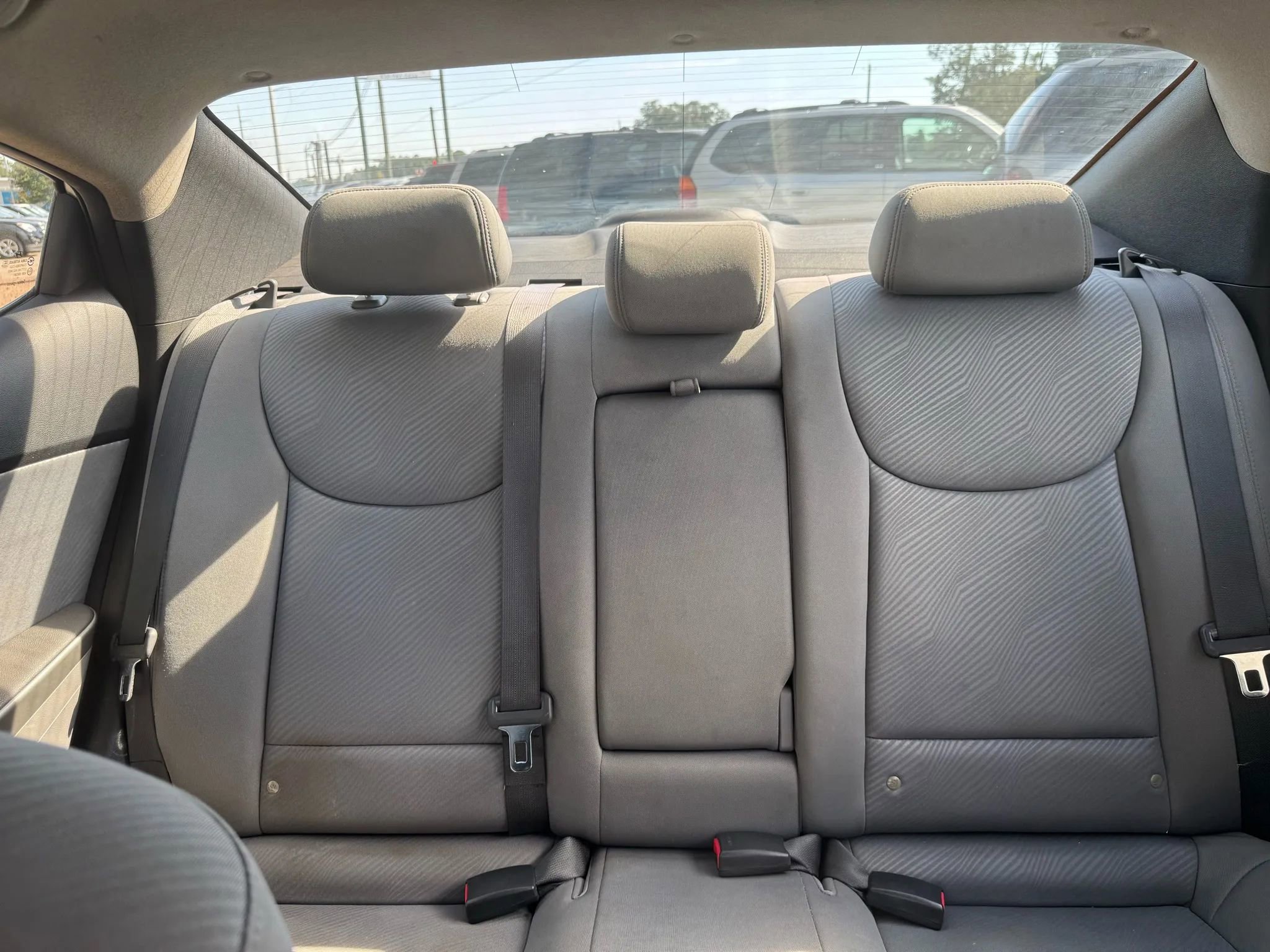 Used 2012 Hyundai Elantra GLS w/ Preferred Pkg 3 image 18