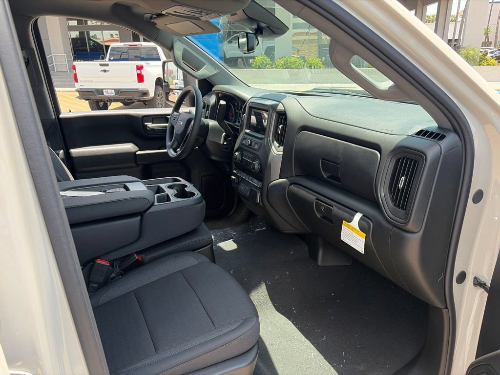 New 2026 Chevrolet Silverado 2500 Custom w/ Custom Value Package AWD/4WD image 10