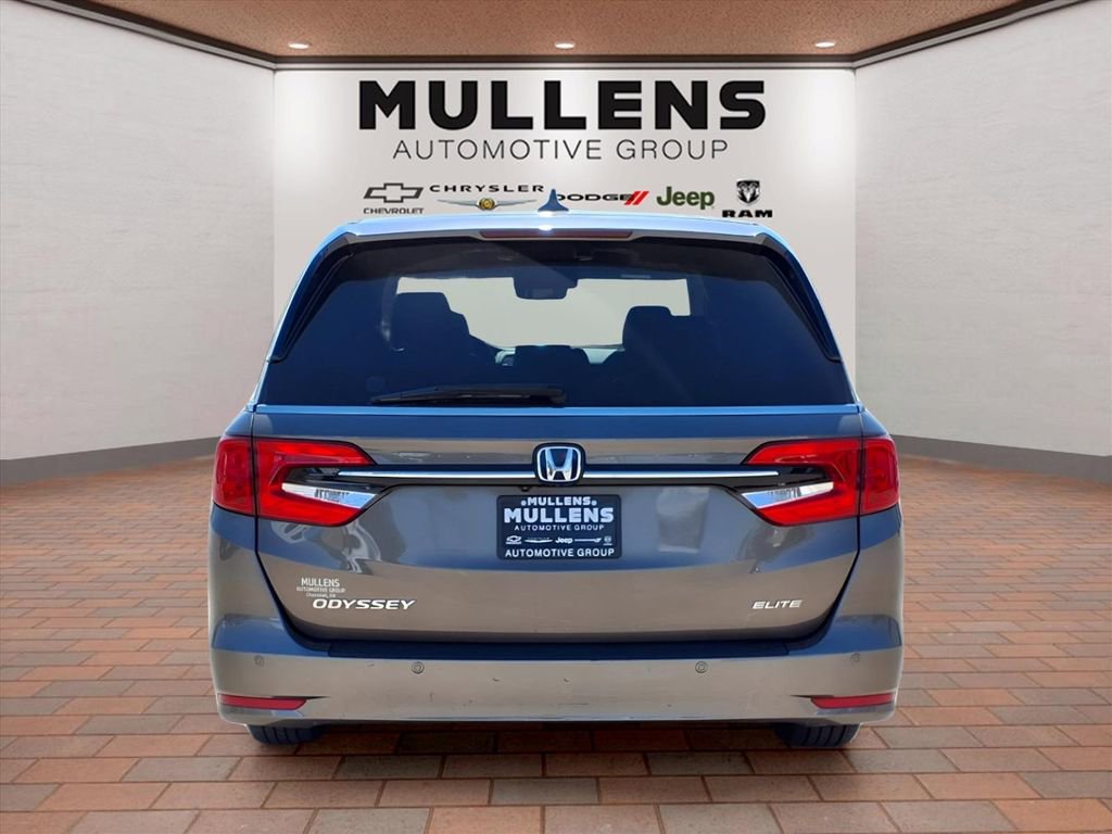 Used 2022 Honda Odyssey Elite image 6