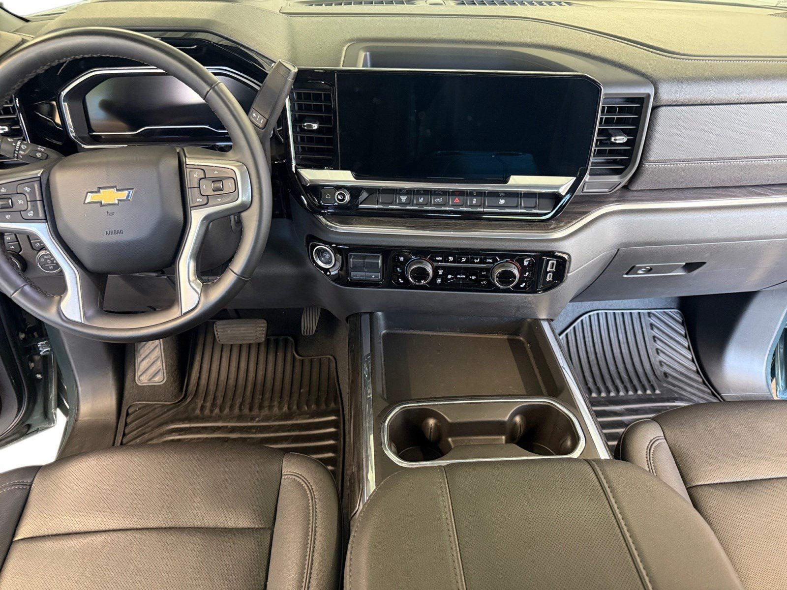 Used 2025 Chevrolet Silverado 2500 LTZ w/ LTZ Convenience Package AWD/4WD image 21