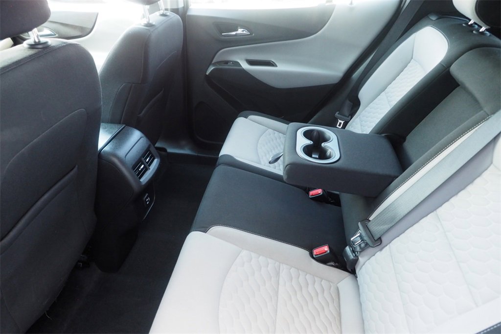 Used 2021 Chevrolet Equinox LS w/ LS Convenience Package image 17