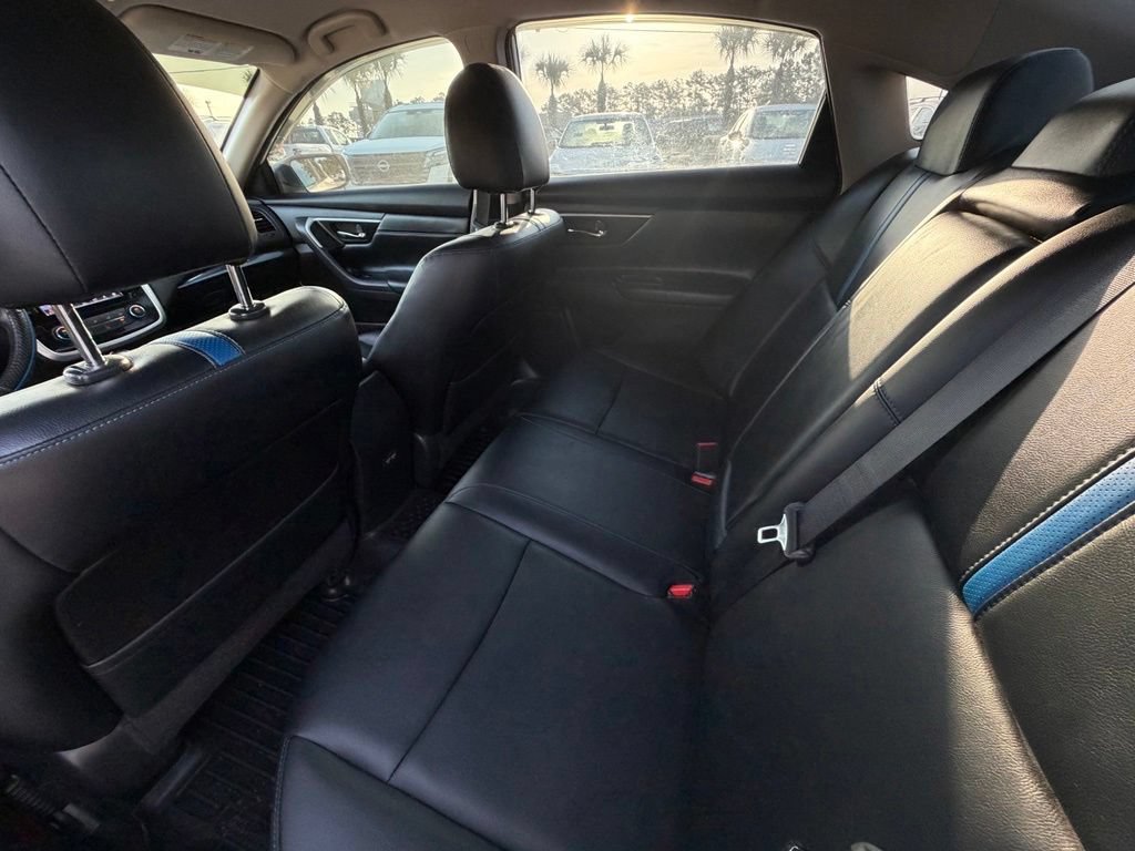 Used 2018 Nissan Altima 2.5 SR w/ SR Midnight Edition FWD image 24