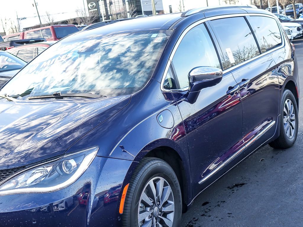 Used 2020 Chrysler Pacifica Limited FWD image 5