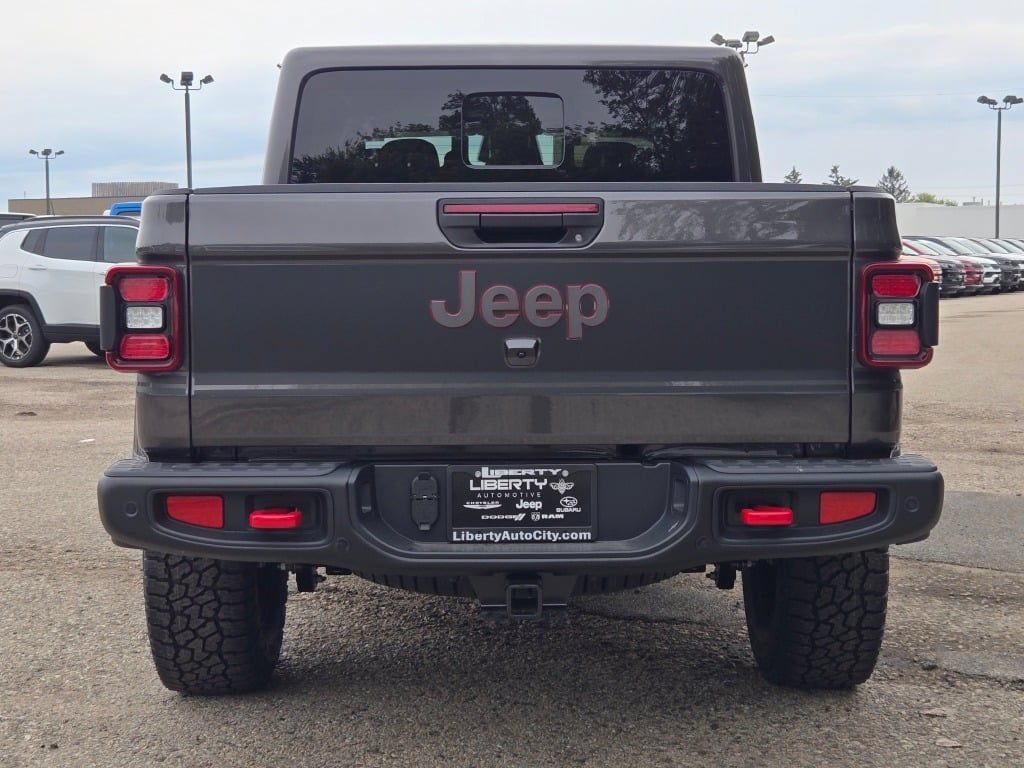 New 2026 Jeep Gladiator Rubicon AWD/4WD image 15