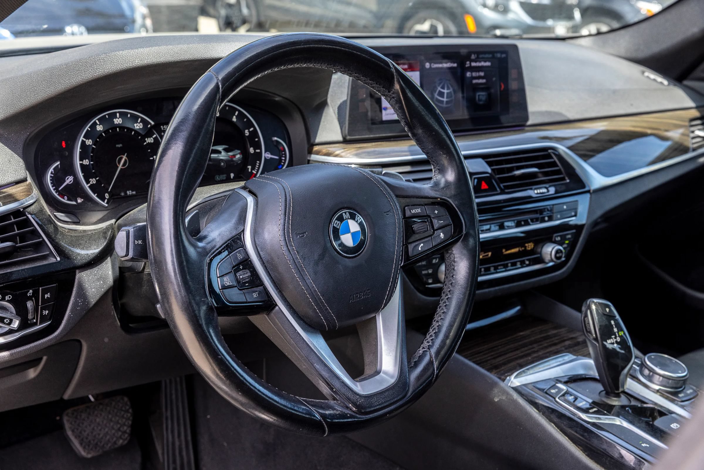 Used 2018 BMW 540i RWD image 18