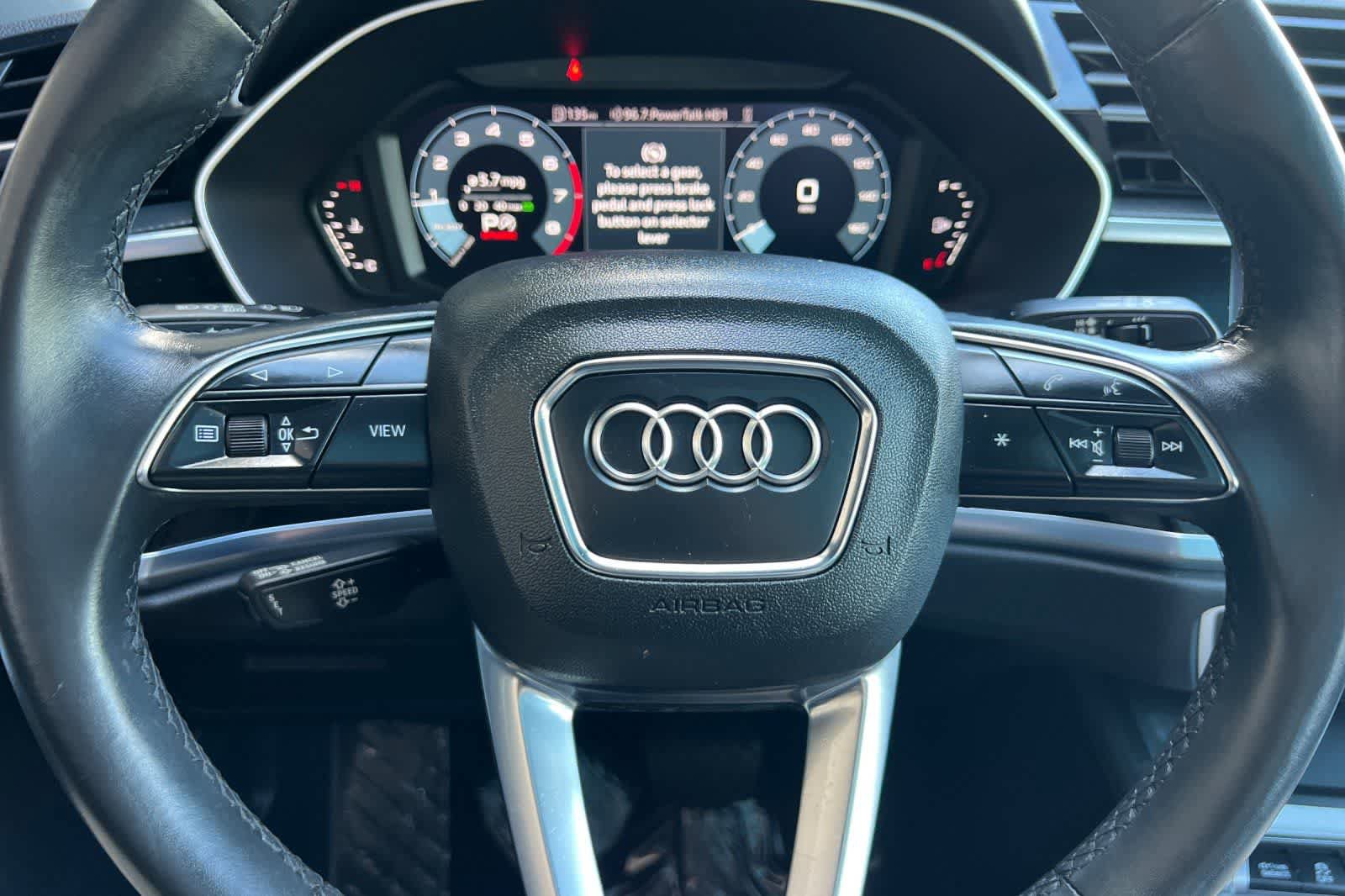 Used 2022 Audi Q3 2.0T Premium w/ Convenience Package AWD/4WD image 29