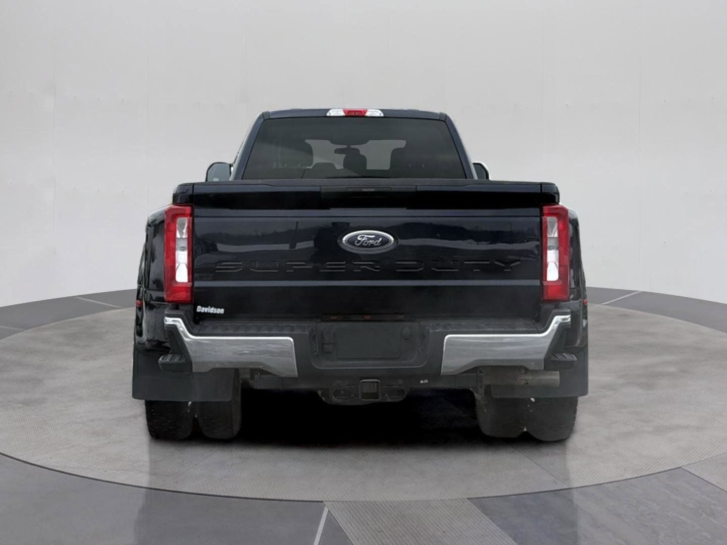 Certified 2025 Ford F450 XLT w/ FX4 Off-Road Package image 5