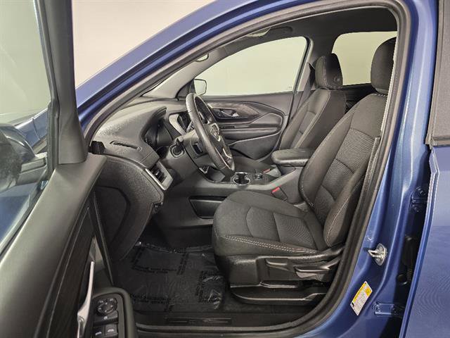 Used 2024 GMC Terrain SLE AWD/4WD image 25