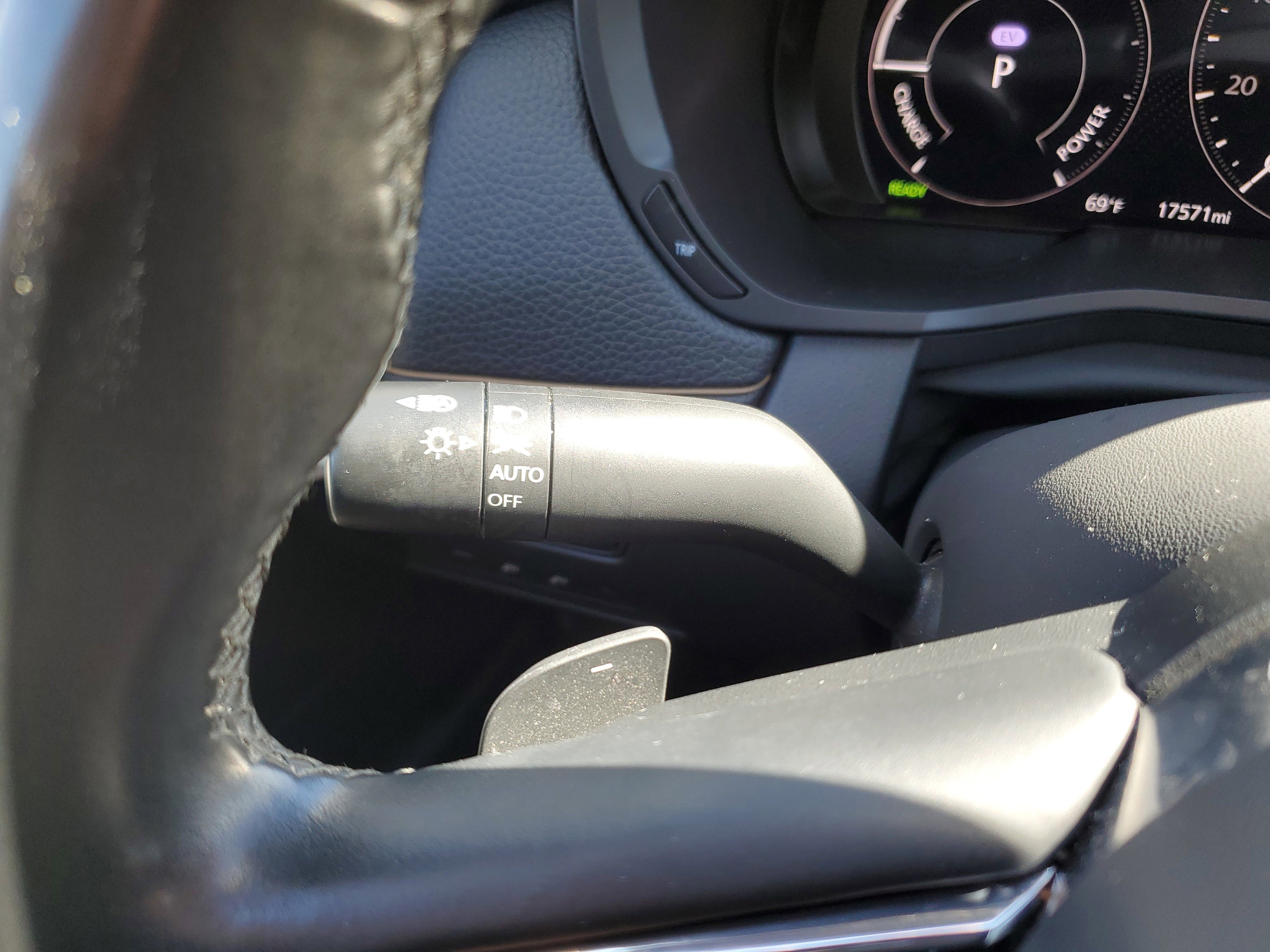 Used 2024 MAZDA CX-90 Plug-In Hybrid w/ Premium Pkg image 28