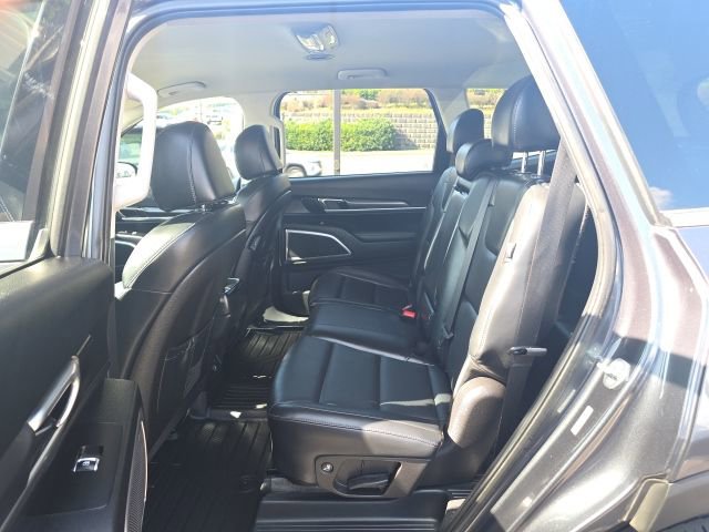 Used 2024 Kia Telluride LX AWD/4WD image 28