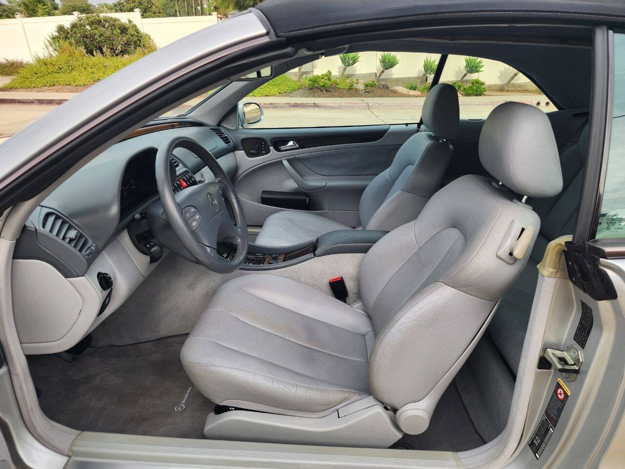 Used 2003 Mercedes-Benz CLK 320 Cabriolet image 15