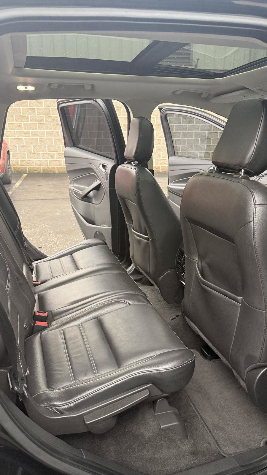 Used 2019 Ford Escape Titanium FWD image 27
