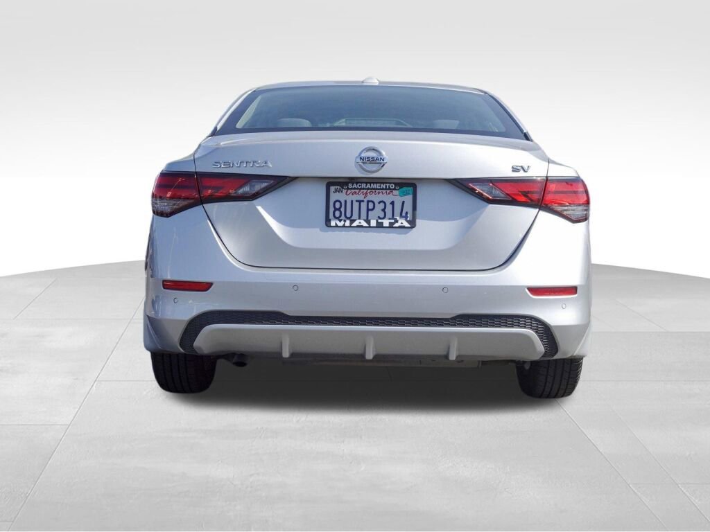 Used 2021 Nissan Sentra SV image 4