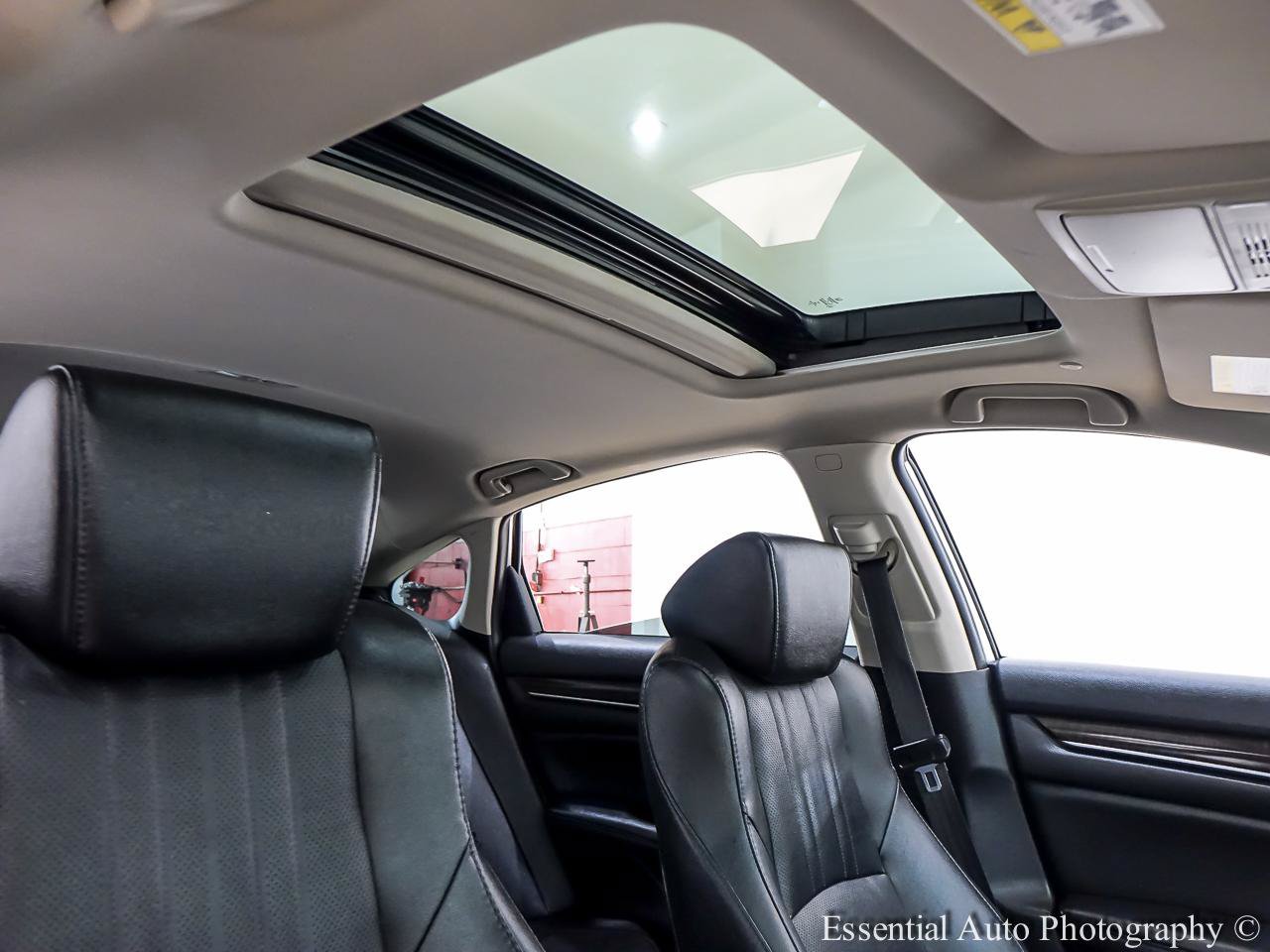 Used 2021 Honda Accord EX-L image 32
