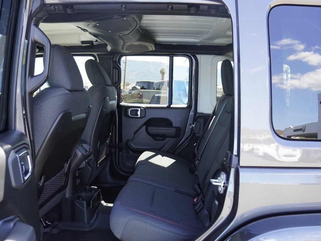 New 2026 Jeep Wrangler Unlimited Rubicon AWD/4WD image 21