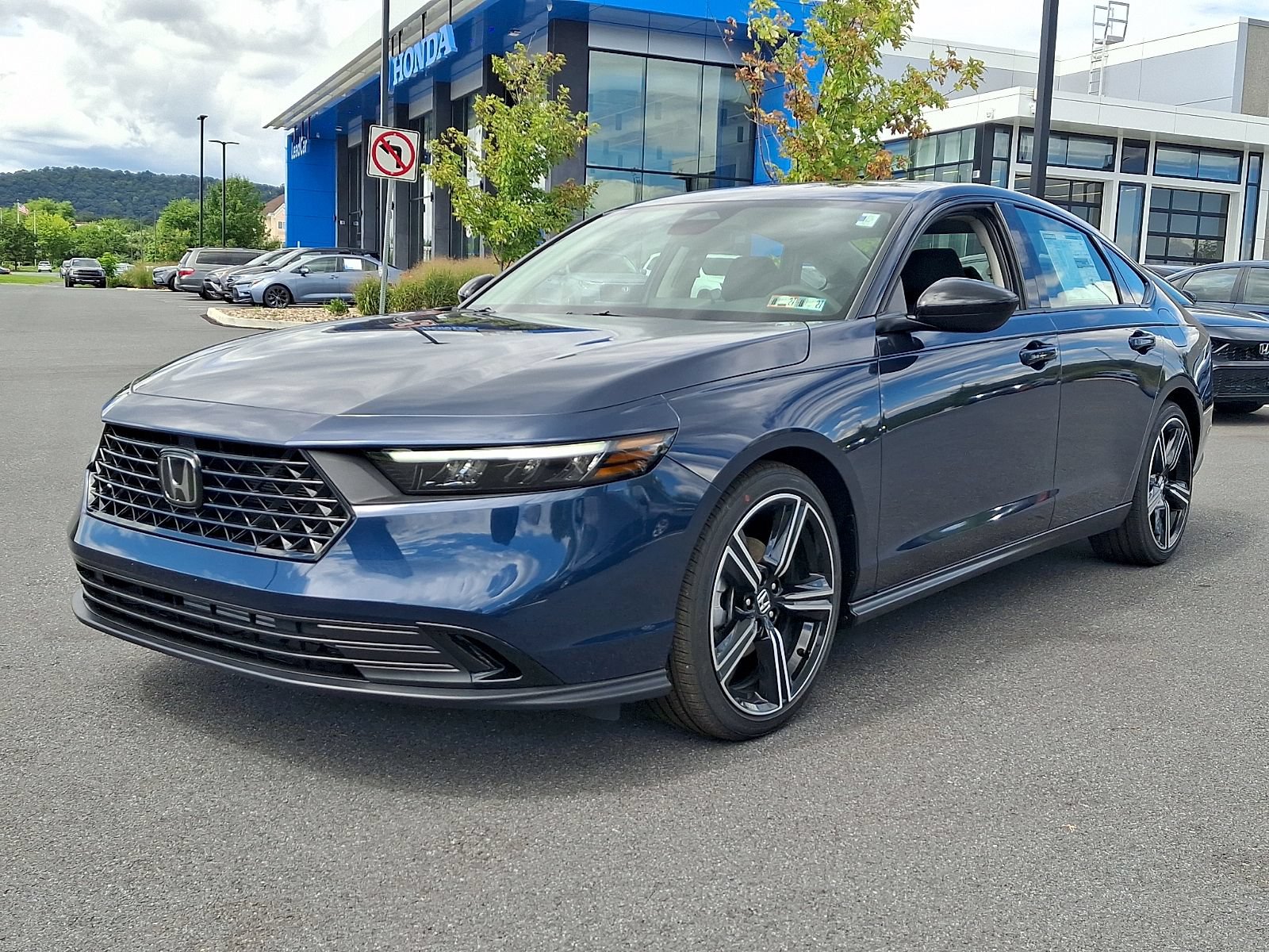 New 2026 Honda Accord SE image 2