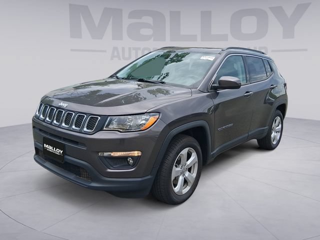 Used 2021 Jeep Compass Latitude w/ Sun and Sound Group AWD/4WD image 1