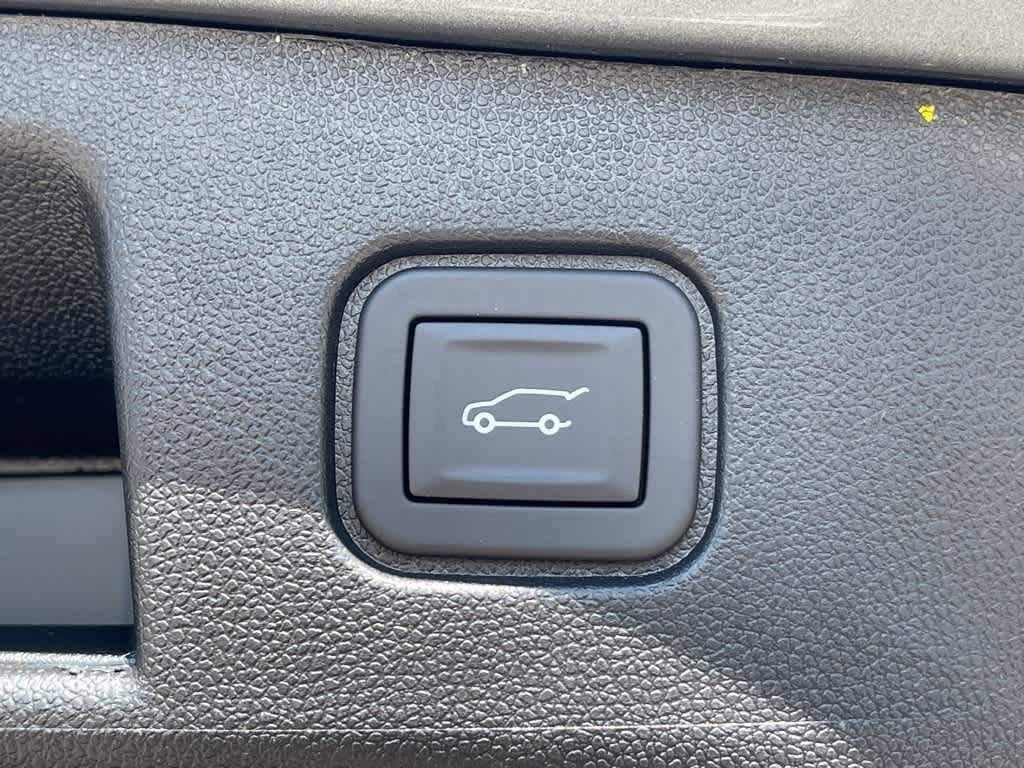 New 2025 Chevrolet Blazer EV RS RWD image 18