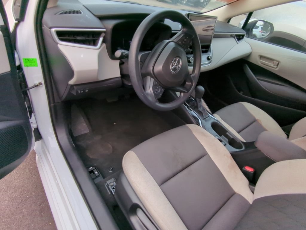 Used 2026 Toyota Corolla LE FWD image 7