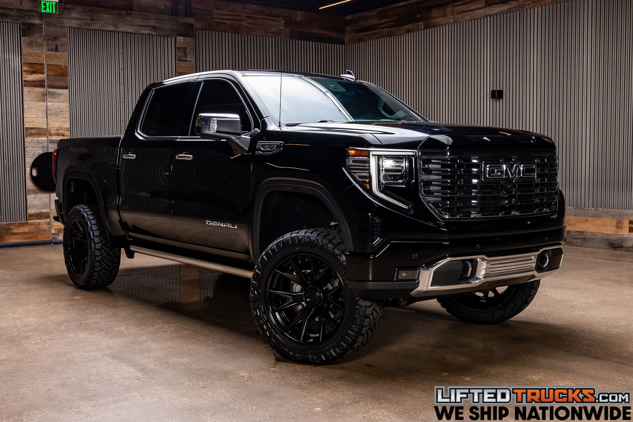 Used 2025 GMC Sierra 1500 Denali Ultimate AWD/4WD image 1