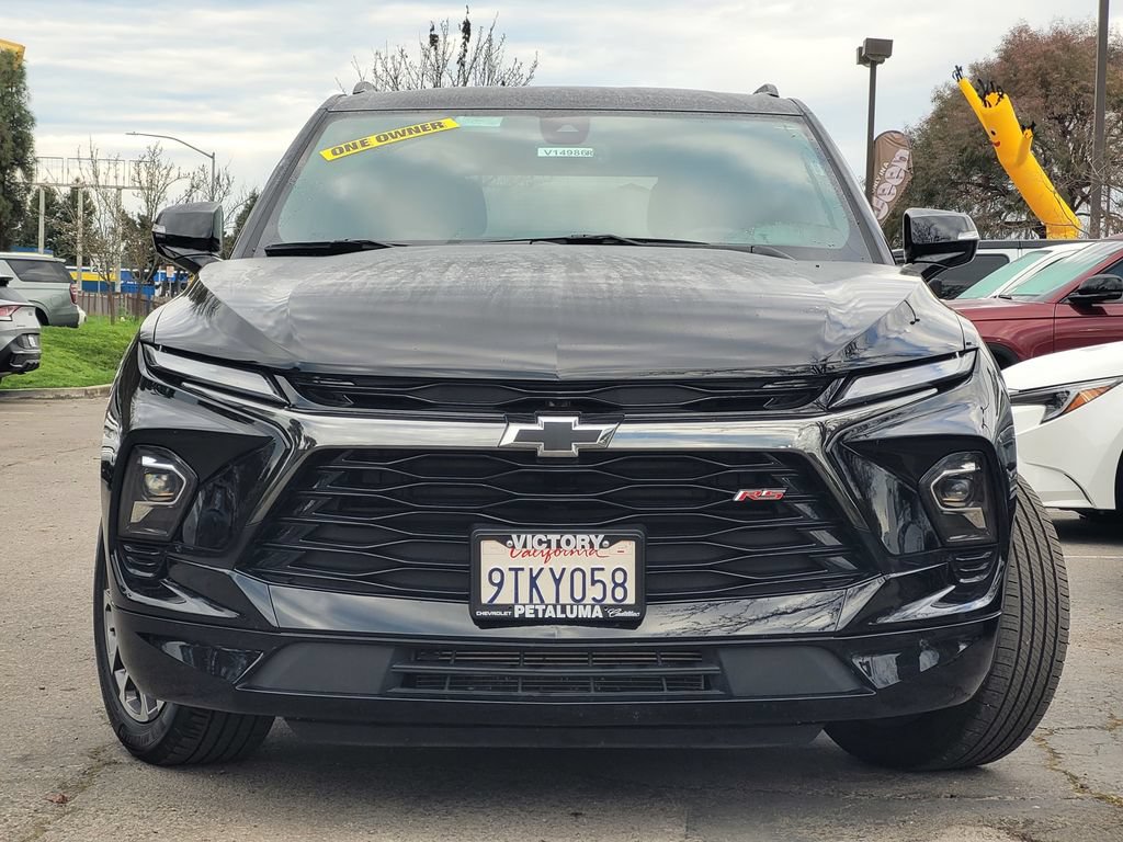 Used 2025 Chevrolet Blazer RS AWD/4WD image 2