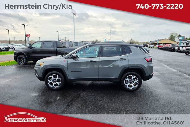 Used 2022 Jeep Compass Trailhawk w/ Trailhawk Elite Group AWD/4WD image 5