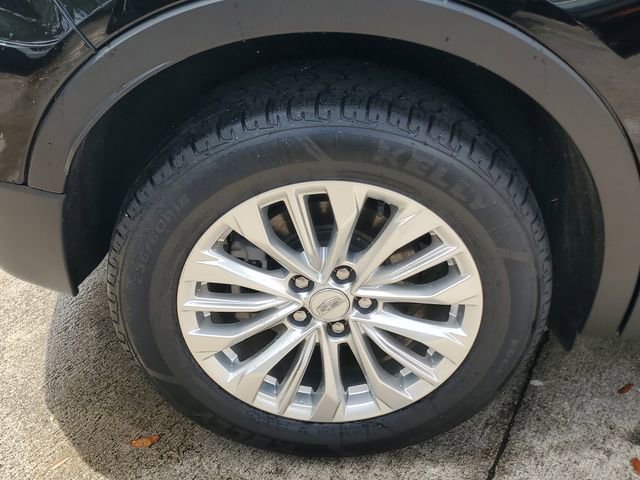 Used 2024 Cadillac XT4 Luxury FWD image 7