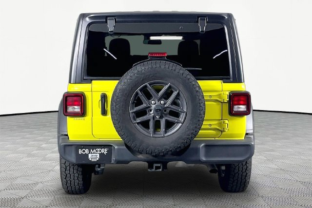 Used 2024 Jeep Wrangler Sport AWD/4WD image 5