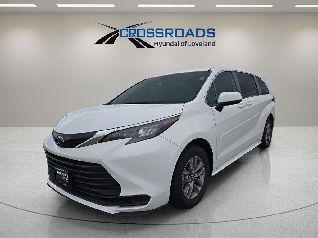 Used 2024 Toyota Sienna LE