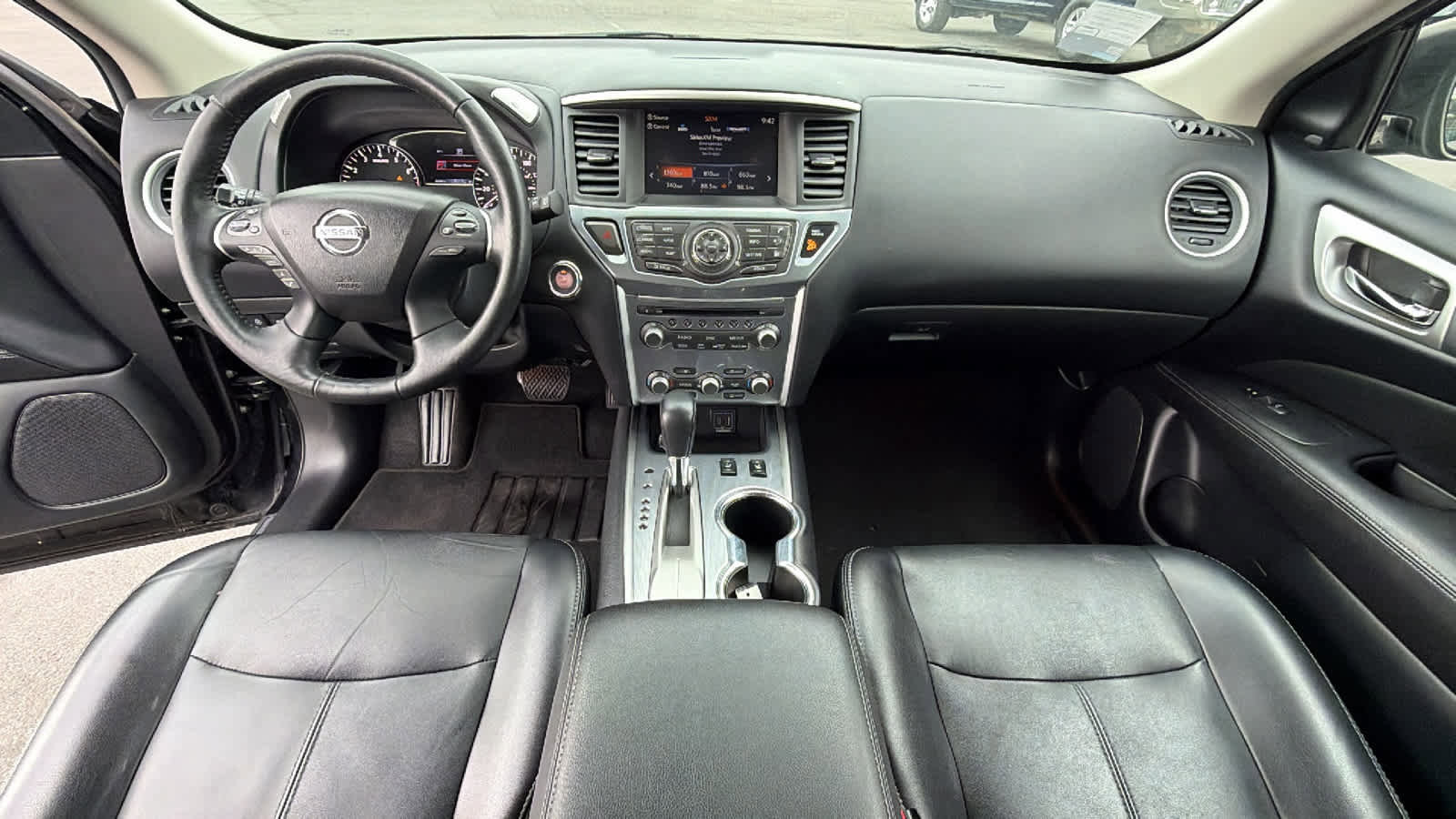 Used 2019 Nissan Pathfinder SL image 26