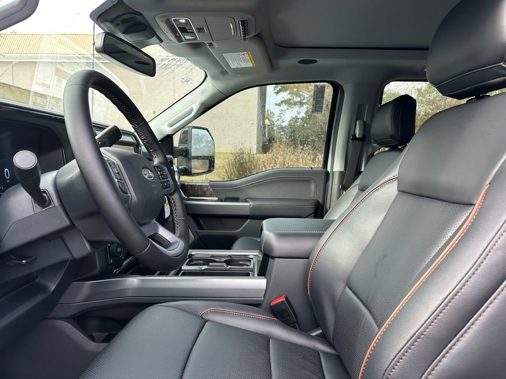 New 2026 Ford F250 Lariat w/ Black Appearance Package image 33