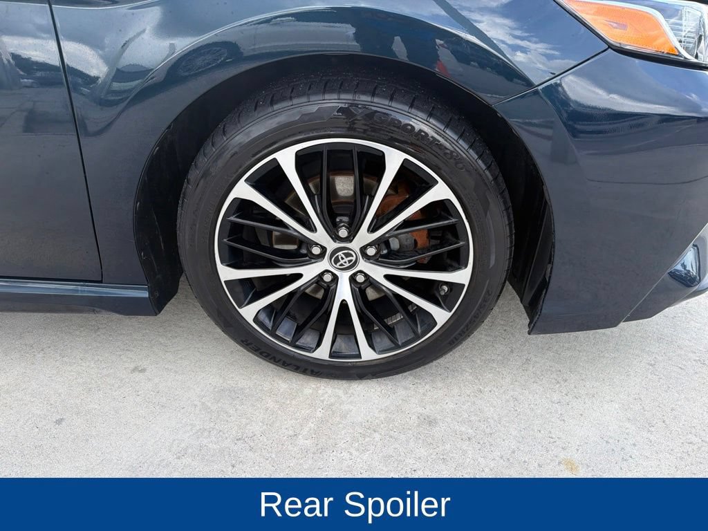 Used 2019 Toyota Camry SE w/ Carpet Mat Package FWD image 11