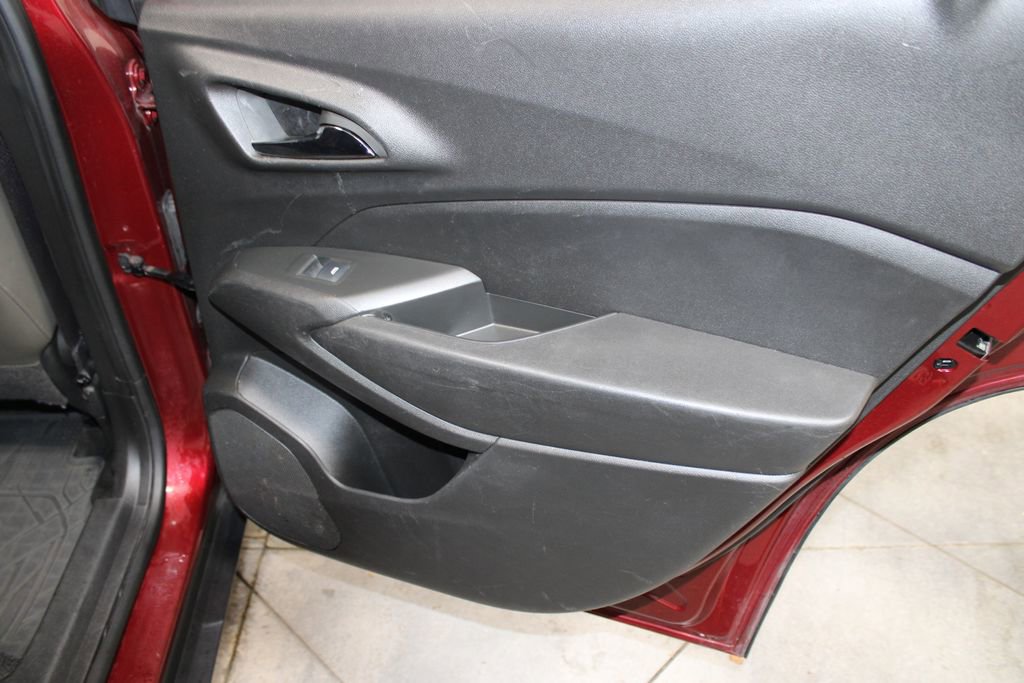 Used 2024 Chevrolet Trax ACTIV w/ Driver Confidence Package image 26