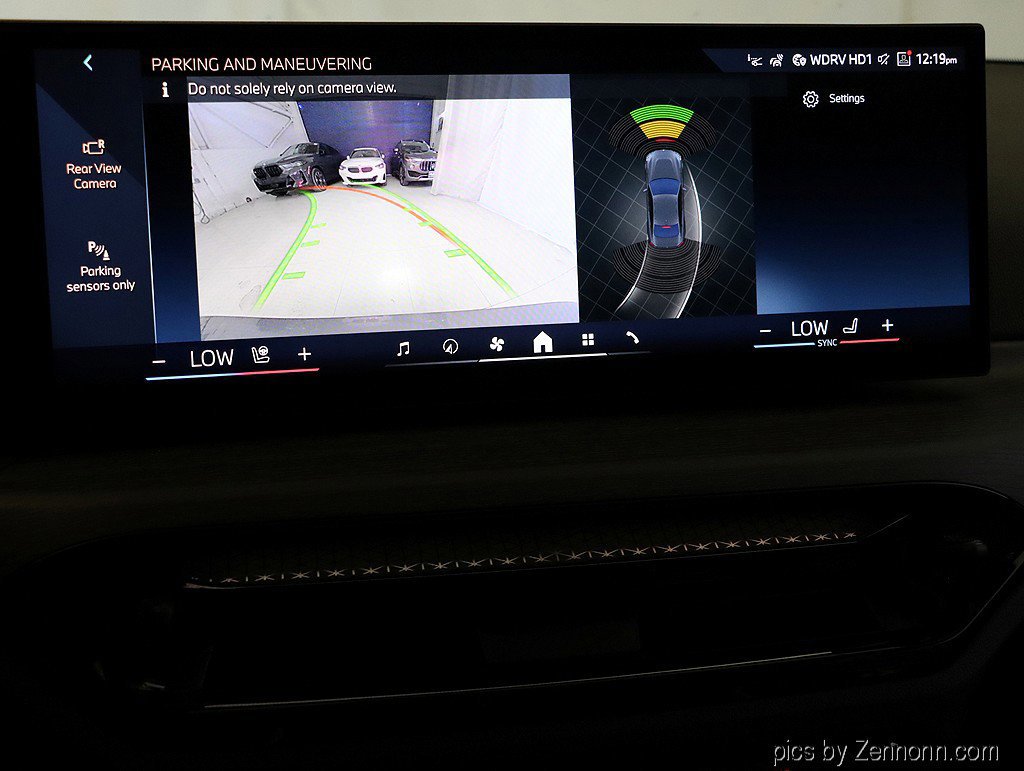 Used 2025 BMW 230i xDrive Coupe w/ Premium Package image 19