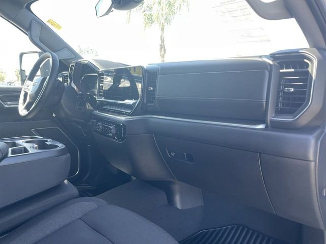 Used 2025 Chevrolet Silverado 2500 LT w/ Convenience Package image 29