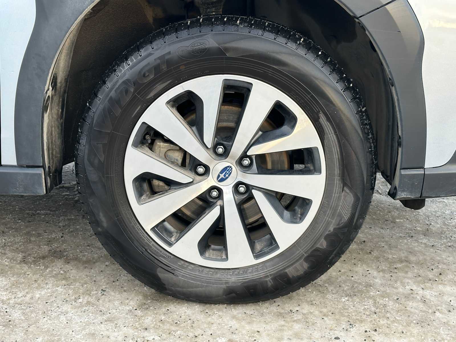 Used 2024 Subaru Outback Premium image 9