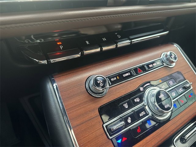 Used 2023 Lincoln Aviator Reserve w/ Equipment Group 201A image 20