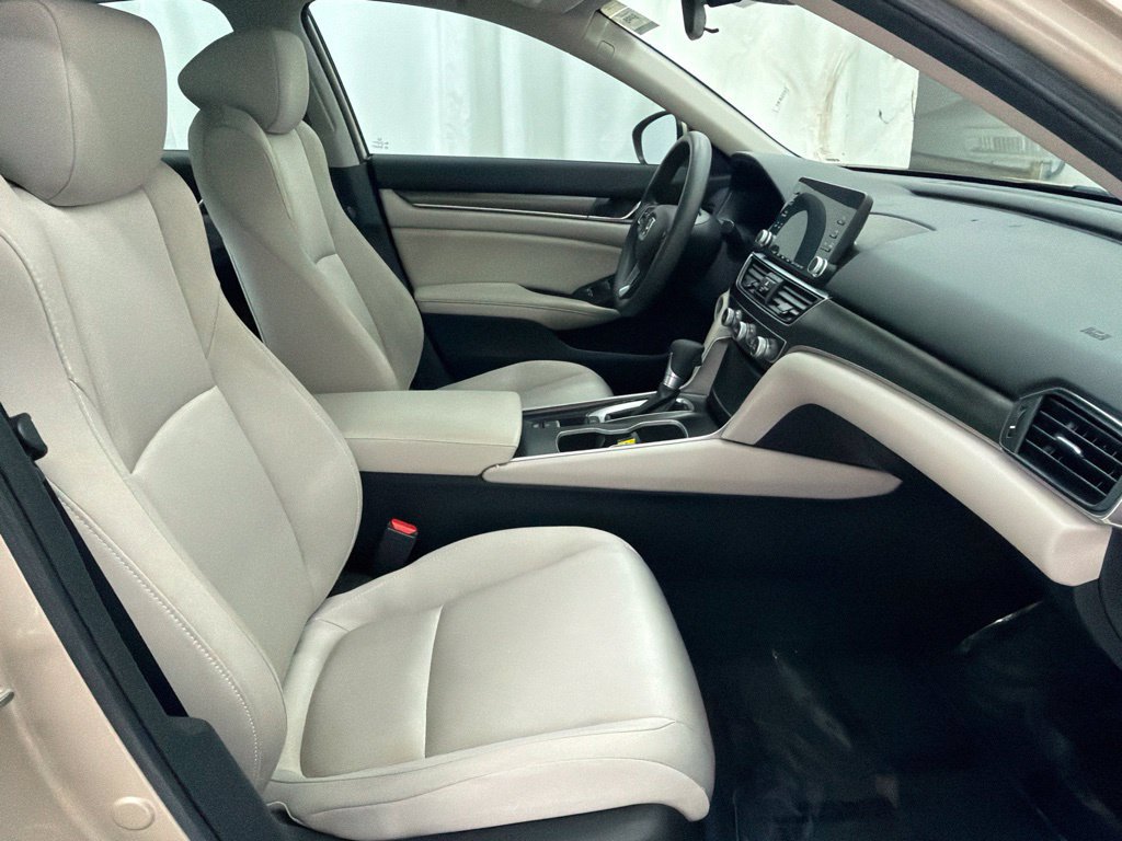 Used 2019 Honda Accord LX image 25
