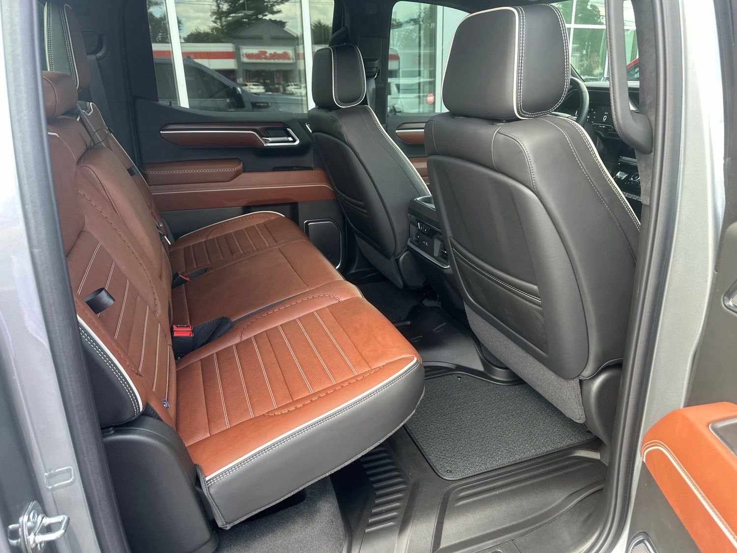 Used 2025 GMC Sierra 1500 Denali Ultimate AWD/4WD image 14
