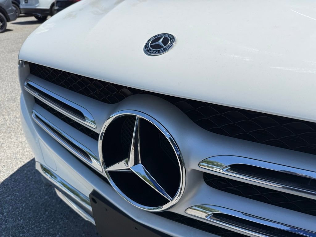 Used 2019 Mercedes-Benz GLC 300 4MATIC w/ Premium Package image 6