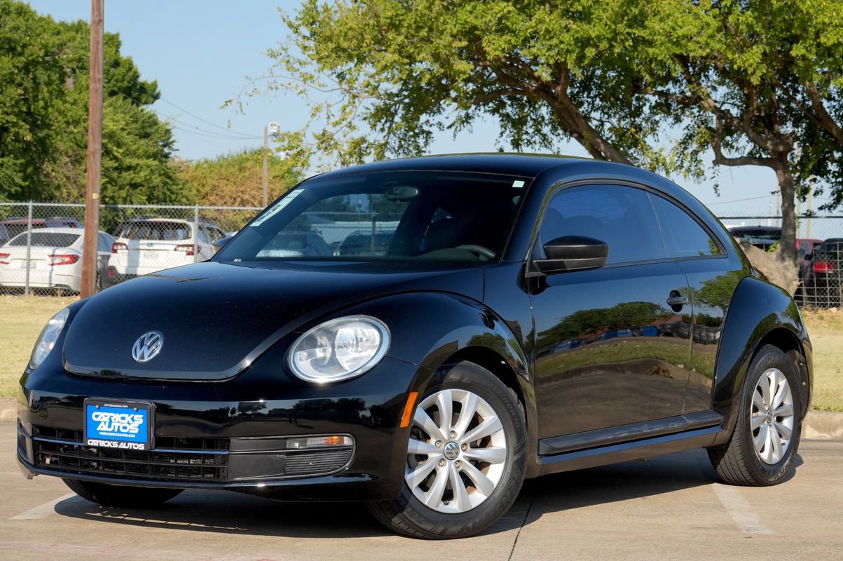 Used 2013 Volkswagen Beetle 2.5 FWD image 2