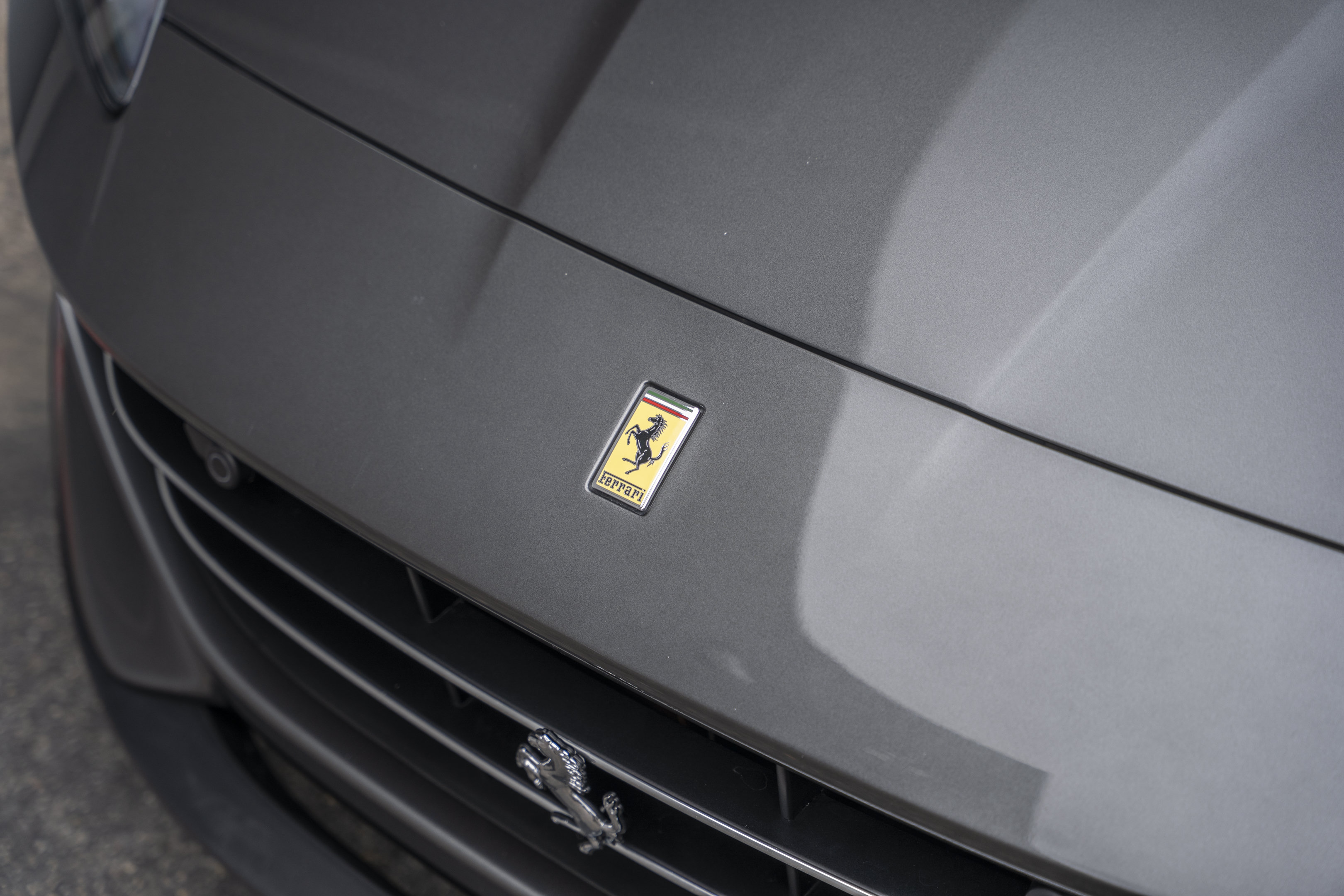 Used 2020 Ferrari Portofino RWD image 21