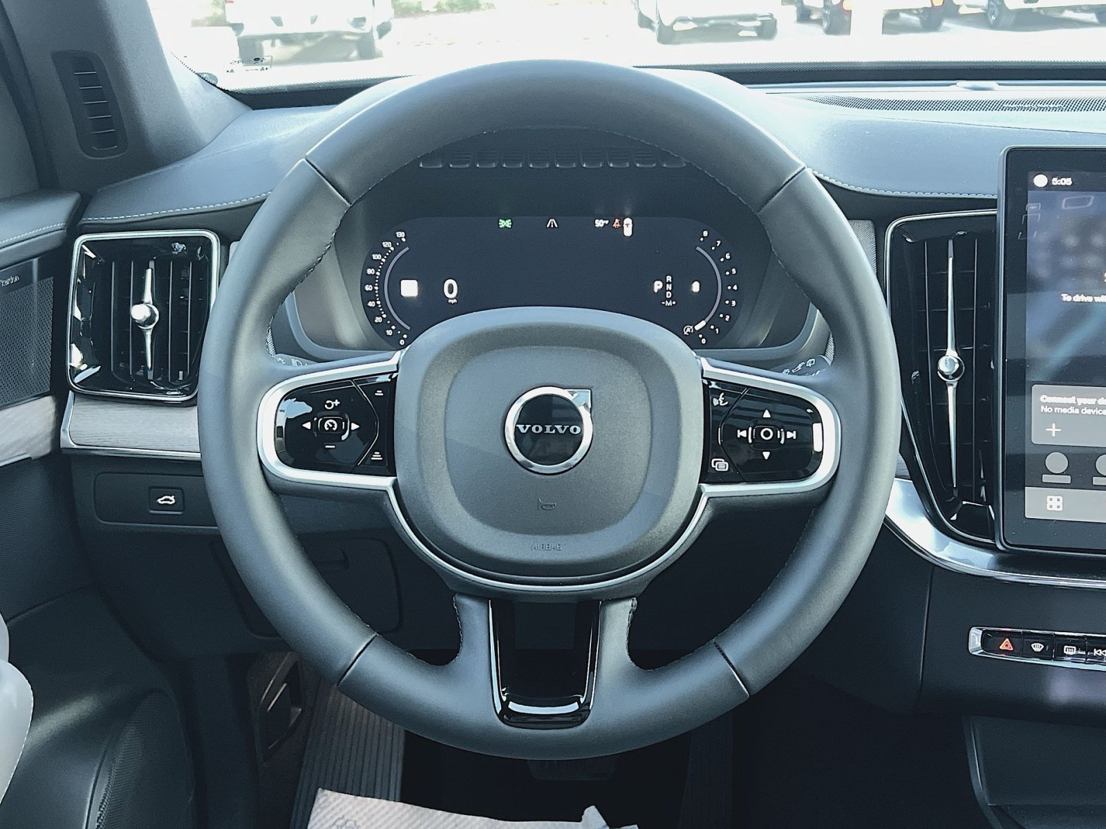 New 2026 Volvo XC90 B6 Plus w/ Protection Package AWD/4WD image 16