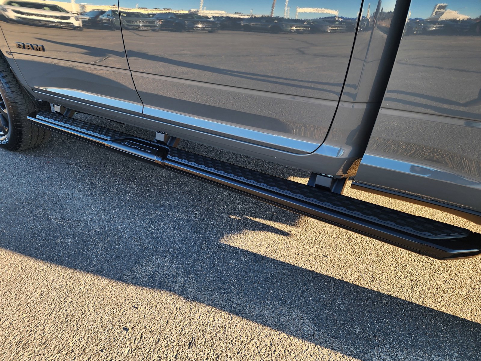 New 2026 RAM 3500 Laramie AWD/4WD image 9