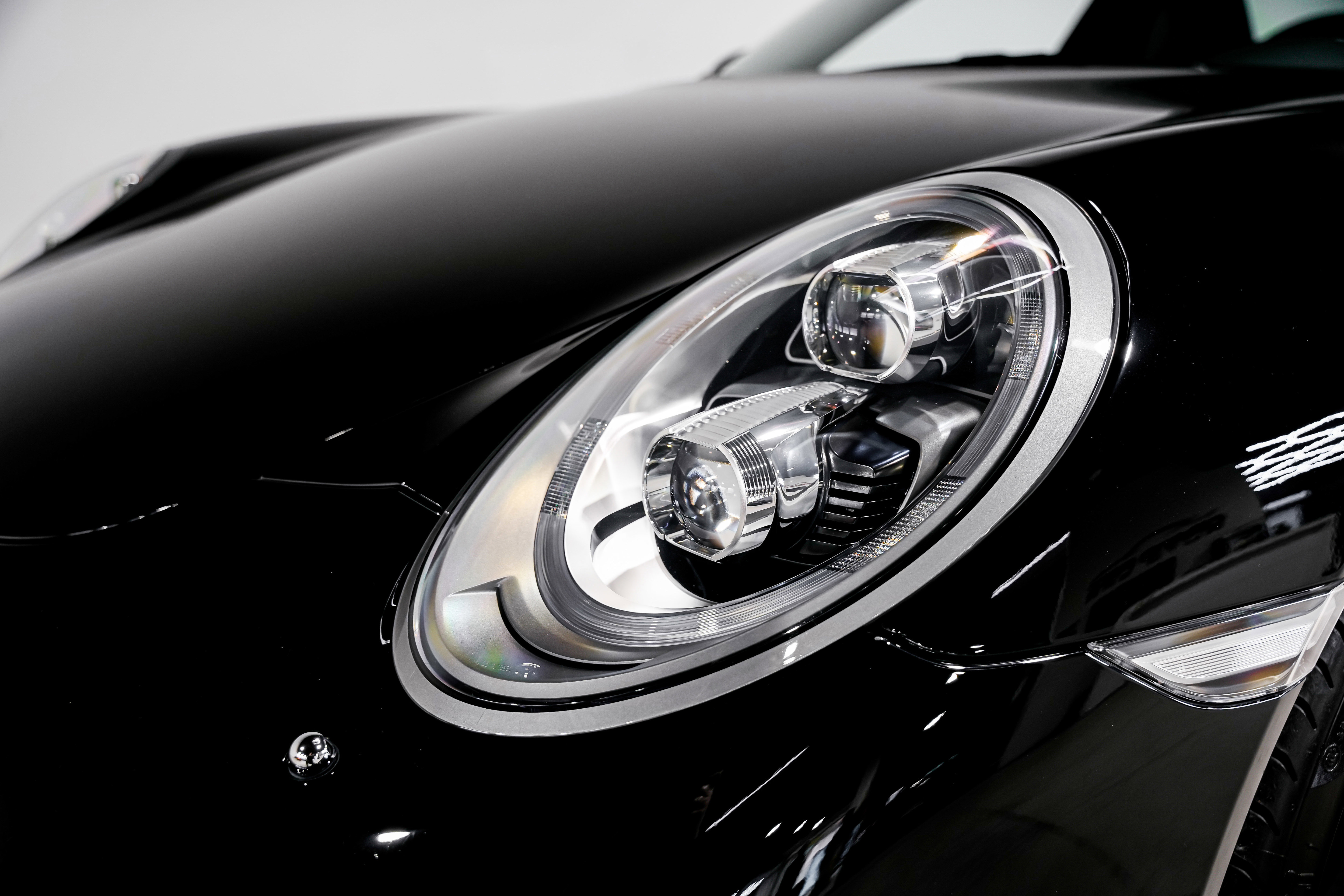 Used 2014 Porsche 911 Targa 4S image 34