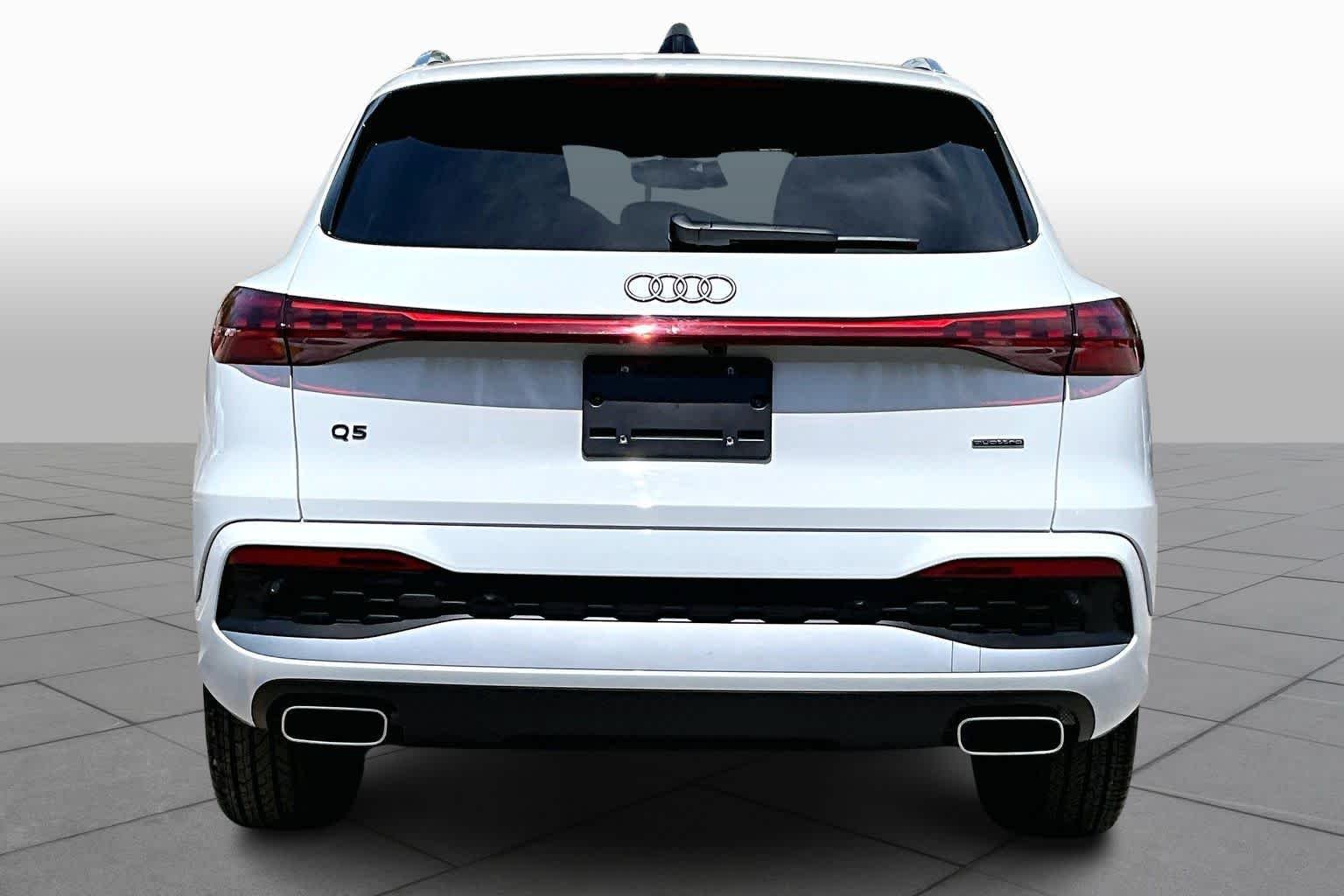 Used 2025 Audi Q5 Premium Plus w/ Premium Plus AWD/4WD image 8