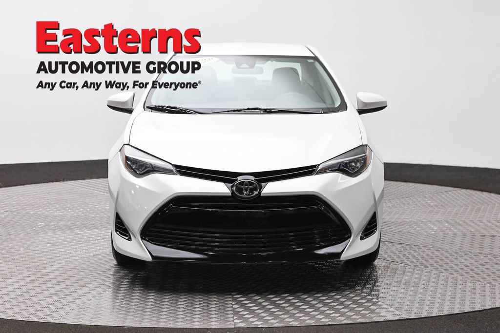 Used 2019 Toyota Corolla LE FWD image 2