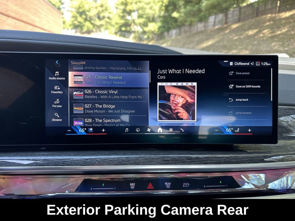 Used 2024 BMW 760i xDrive w/ Executive Package image 22